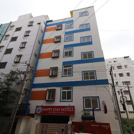 Oyo Happy Stay Hotels ไฮเดอราบัด ภายนอก รูปภาพ