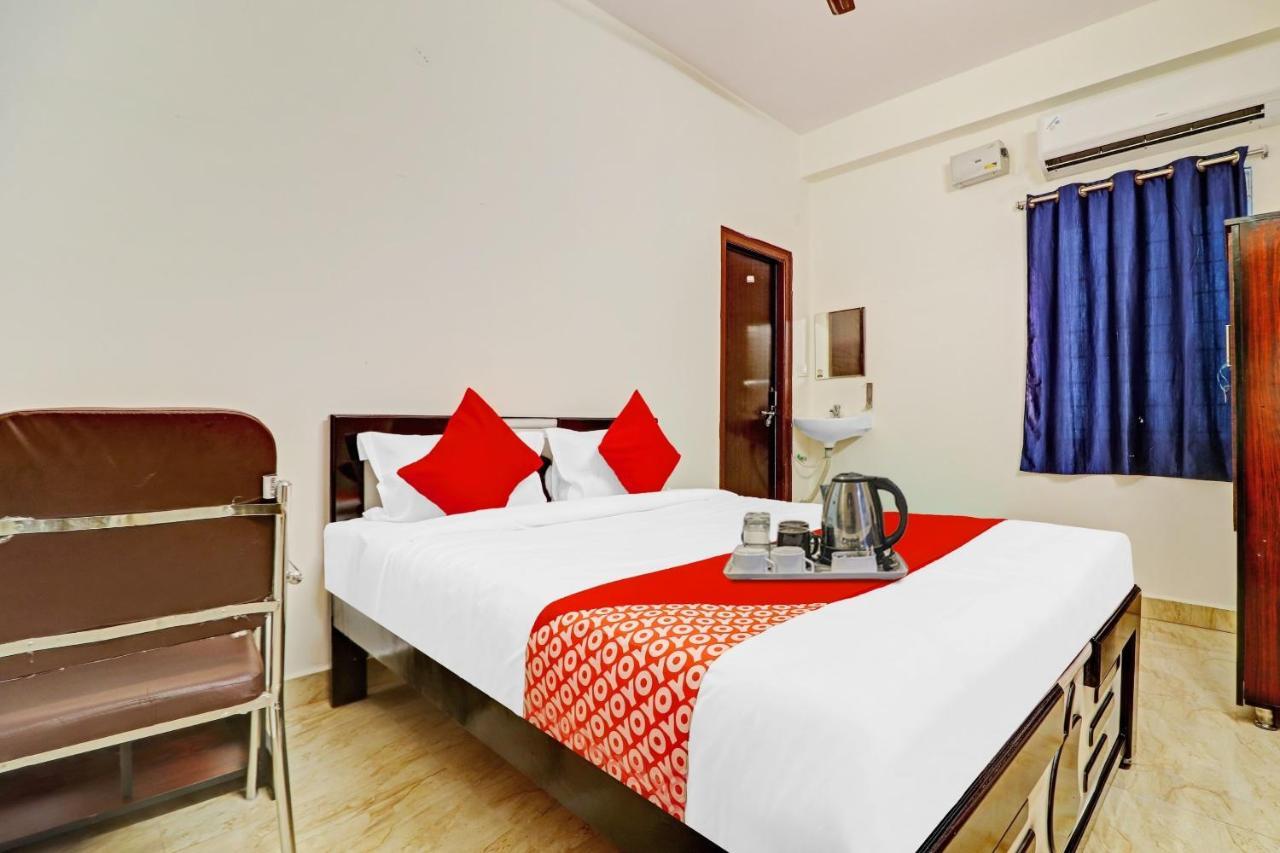 Oyo Happy Stay Hotels ไฮเดอราบัด ภายนอก รูปภาพ